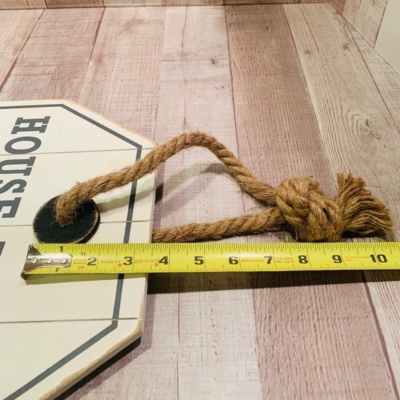 Farmhouse Style House Rules Sign - Picture 5 of 6